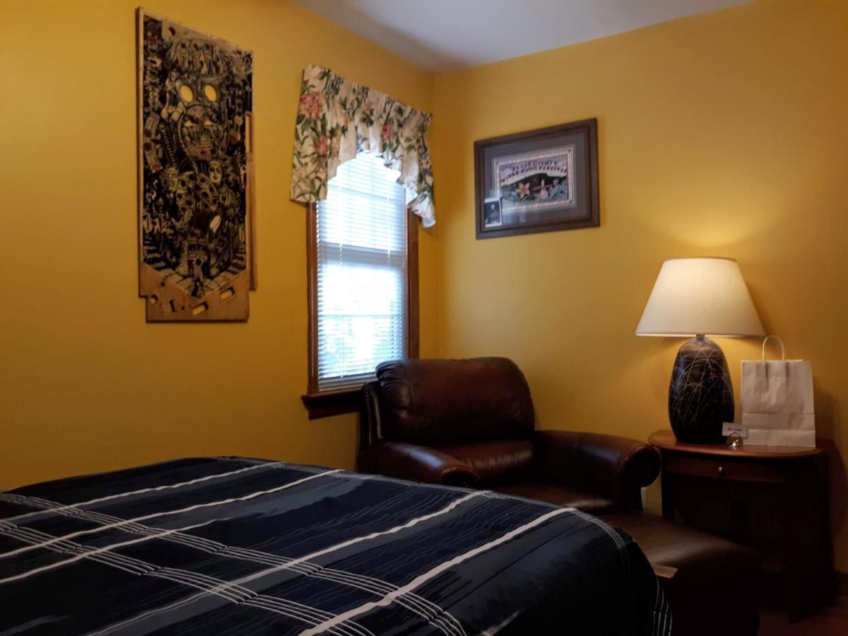 Bed and Breakfast Quiet, Clean House W/ Steel Balls Richmond Exteriér fotografie